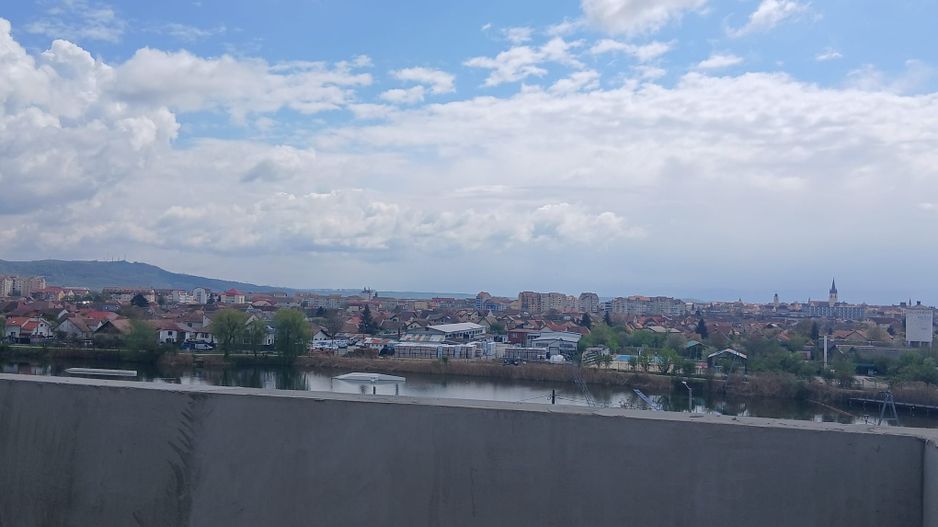 Penthouse pe malul lacului, cu terasă panoramică 90 mp - Poză 4