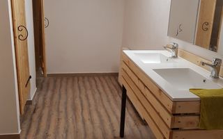 CAzare pentru firme,angajati zona Onix - Poză 12