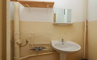 Apartament de vanzare 3 camere - Teiul Doamnei. - Poză 13