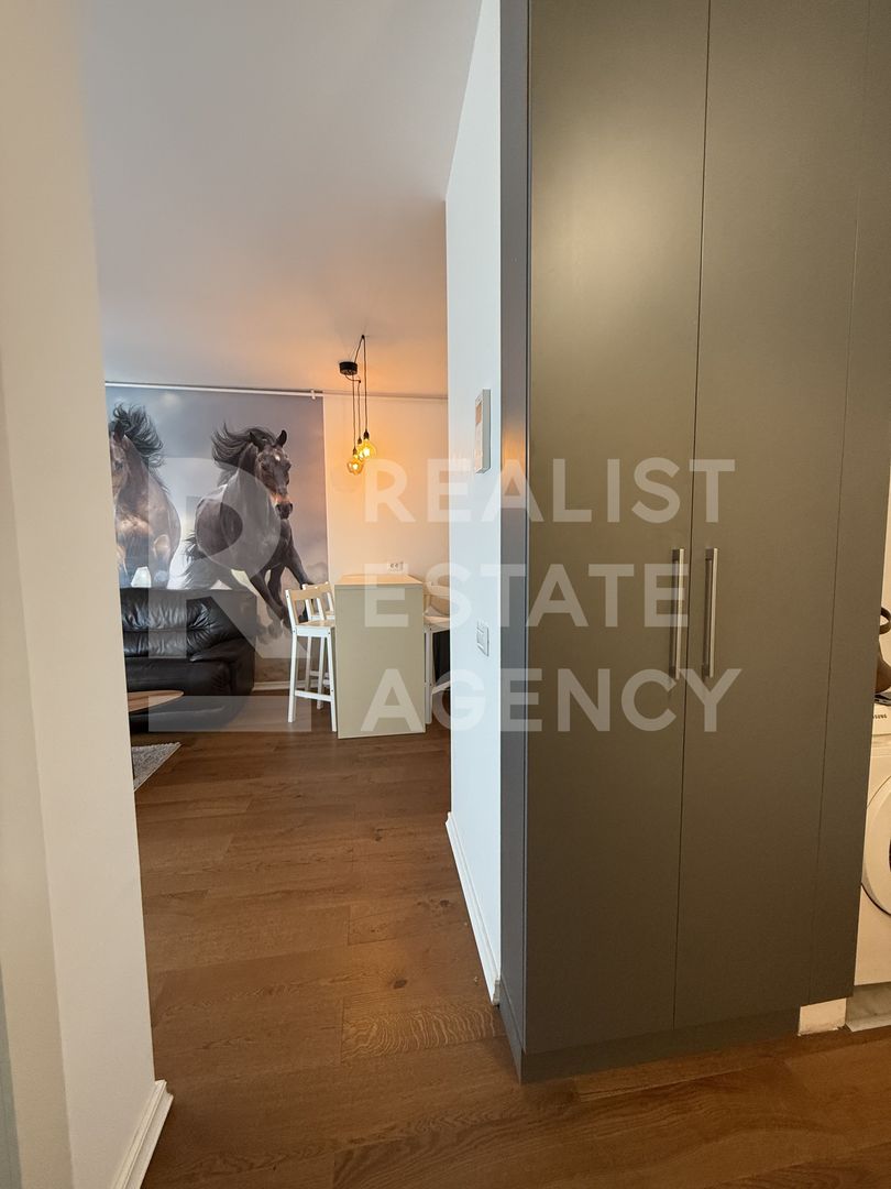 Chirie - Apartament cu terasă și priveliște spre Parcul Verdi - Poză 7