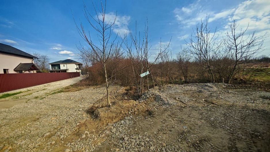Teren intravilan 2273 mp in Pitesti, str. Mateias, iesire spre Campulung Muscel - Poză 2