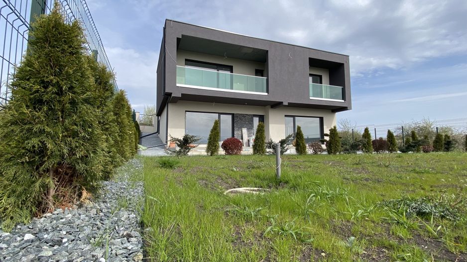 Casa individuala LA CHEIE (partial mobilata) Selimbar Sibiu - Poză 4