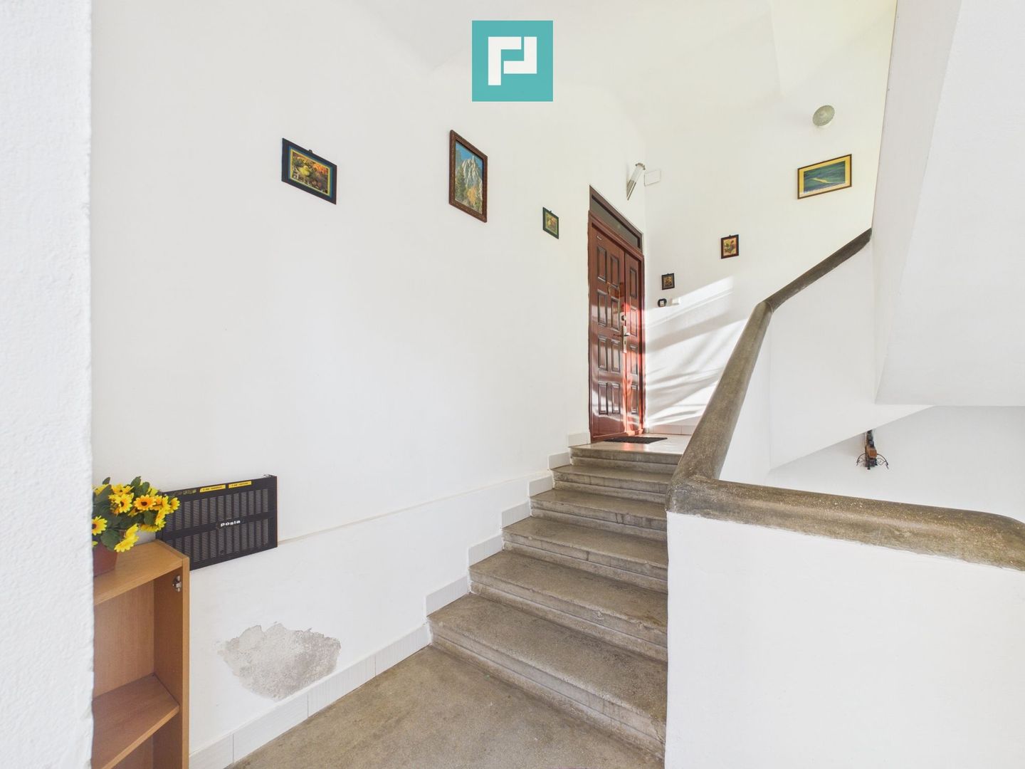Apartament cu garaj și grădina proprie - Lipova - Poză 12