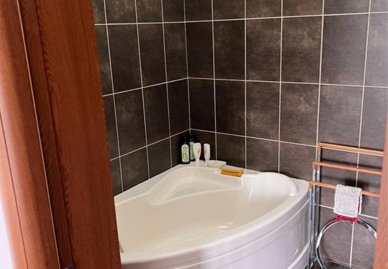 Vanzare Apartament 3 Camere la 1 Minut de Mall Vitan - Poză 4