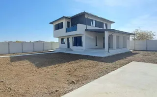 BÂCU, CASĂ/ VILĂ P+1ET+Pod, teren 484 mp, 4 camere, 3 bai, STB - 800 m - Poză 12
