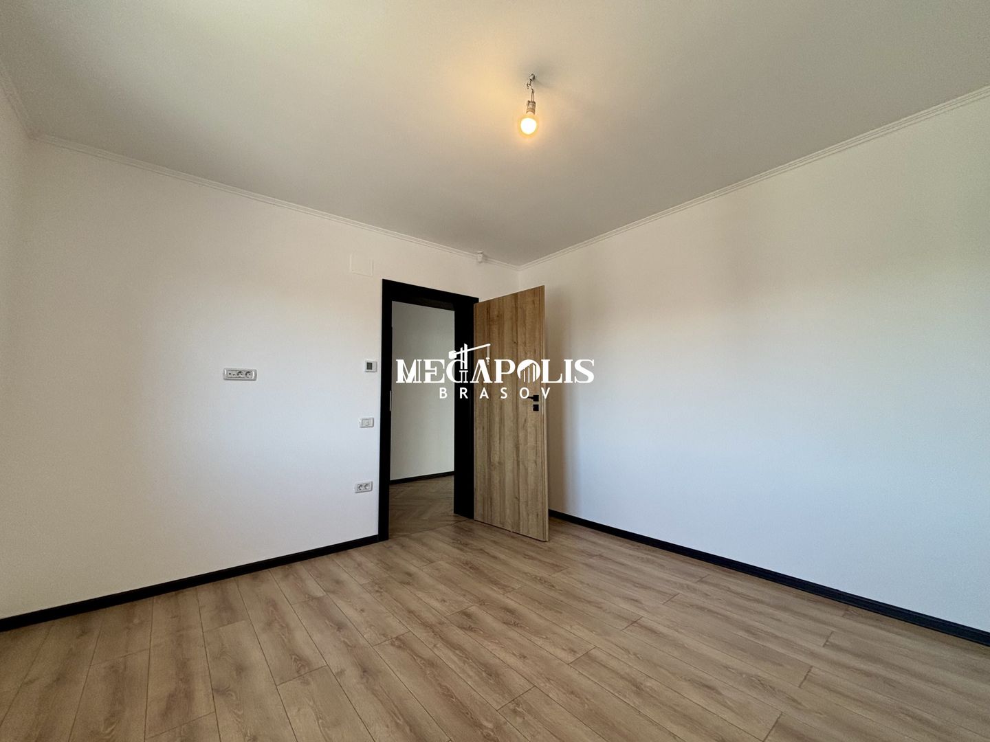 Casă pe Parter | 4 Camere | Utilități | Credit | Zonă bună | Izvor - Poză 18