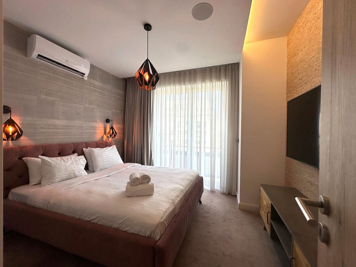 Vânzare penthouse LUX 4 camere cu terasa de 122 mp zona Coresi - Poză 12