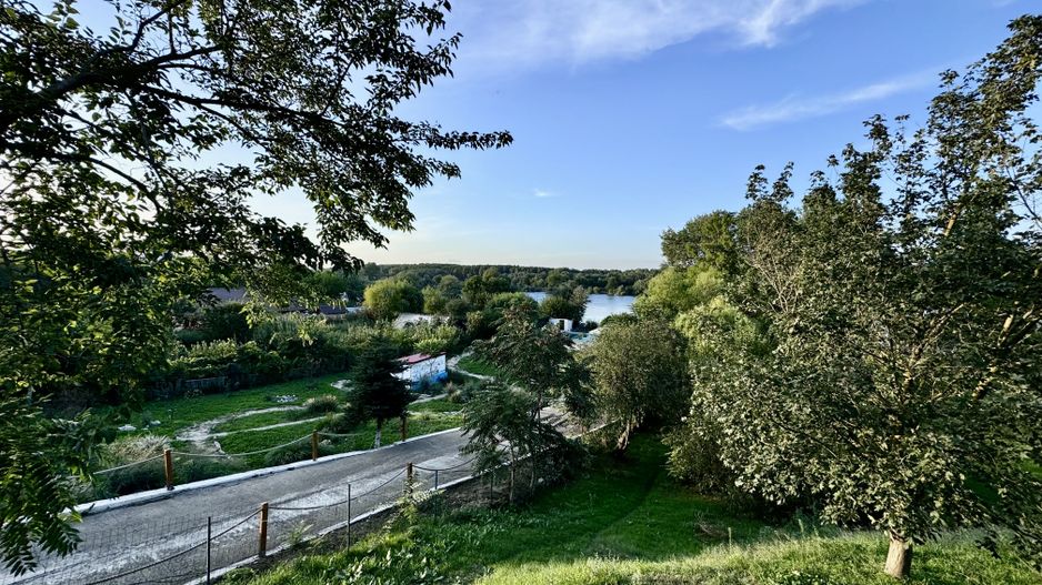 Hotel 20 camere Delta Dunarii 100 m deschidere teren 12000 mp acces auto - Poză 64