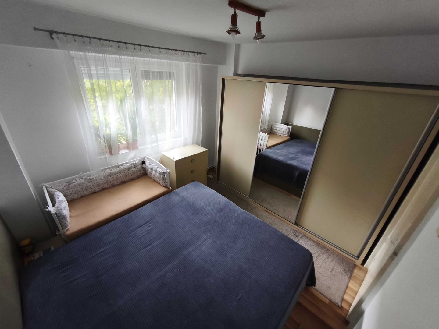 Apartament 3 camere, 2 băi, etaj 2 – Micro 16, cu parcare rezervată - Poză 5