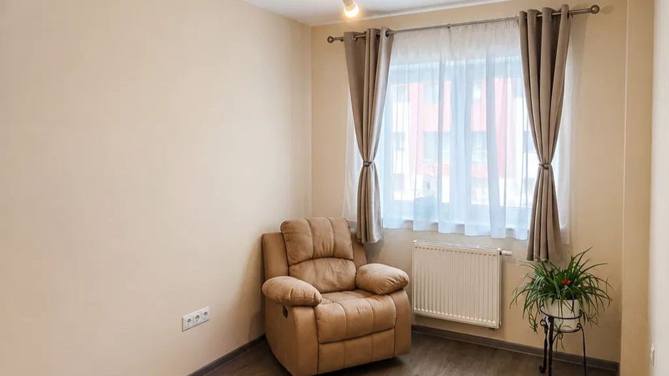 DUPLEX MODERN CU 3 CAMERE TERASĂ PARCARE ȘI BOXĂ CORESI - Poză 9