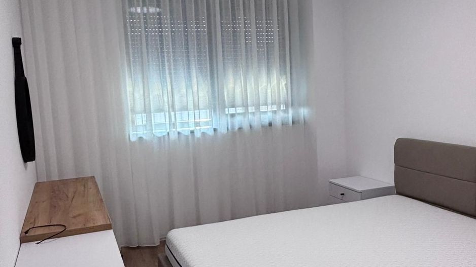 Apartament 2 camere modern – Pitești, zona centrală - Poză 17