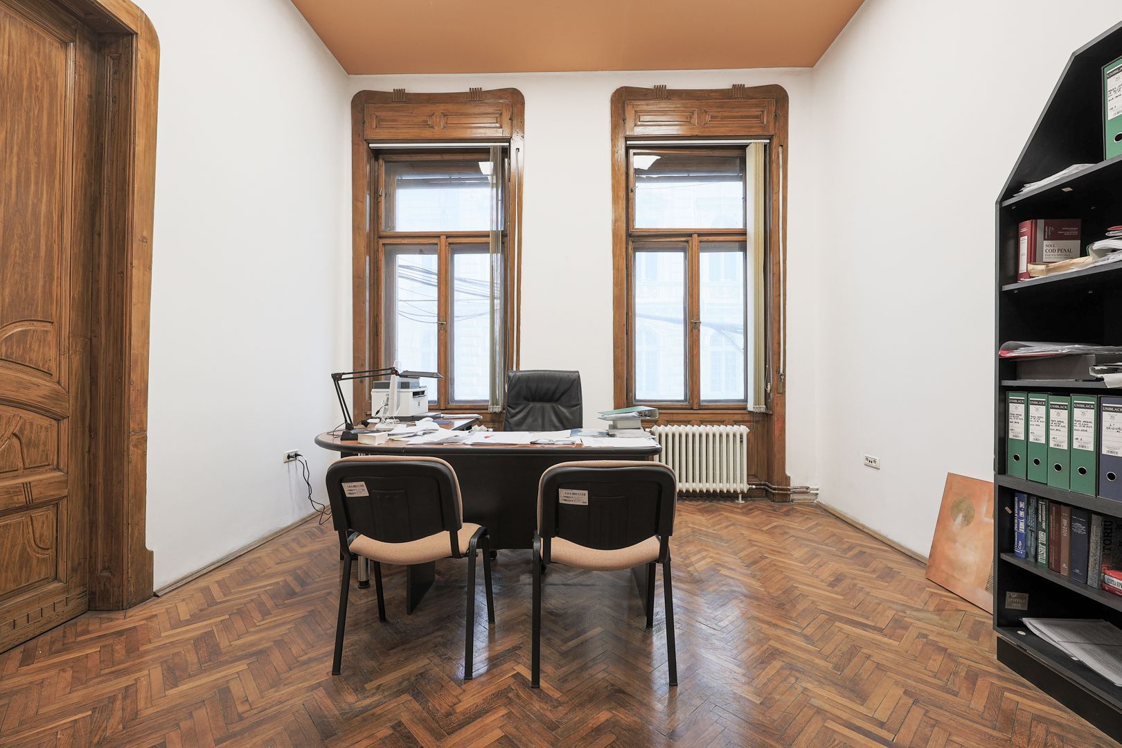 Apartament 6 camere cu potențial de birou în Palatul Kovacs - Poză 9