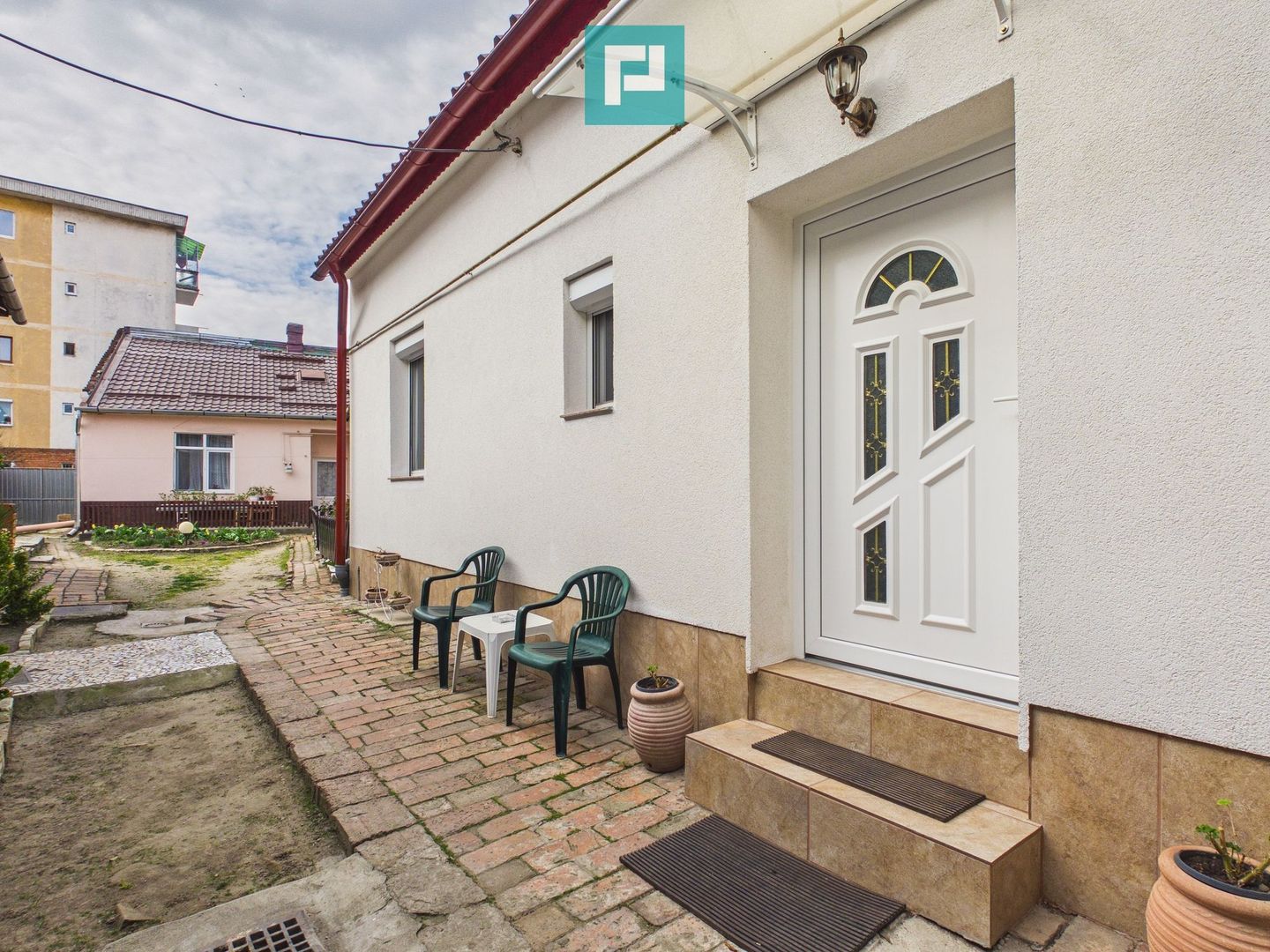 Apartament 2 camere parter în Arad, zona Boul Roşu - Poză 3