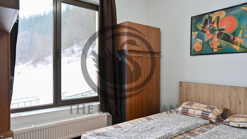 Pensiune la cheie de vanzare | 10 camere | Sacele, Brasov |Comision 0% - Poză 26