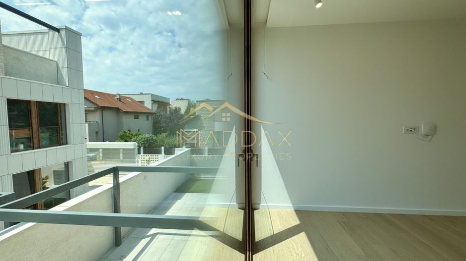 Vila cu 6 camere *575mp* / 12 locuri parcare // Pipera- Iancu Nicolae - Poză 27