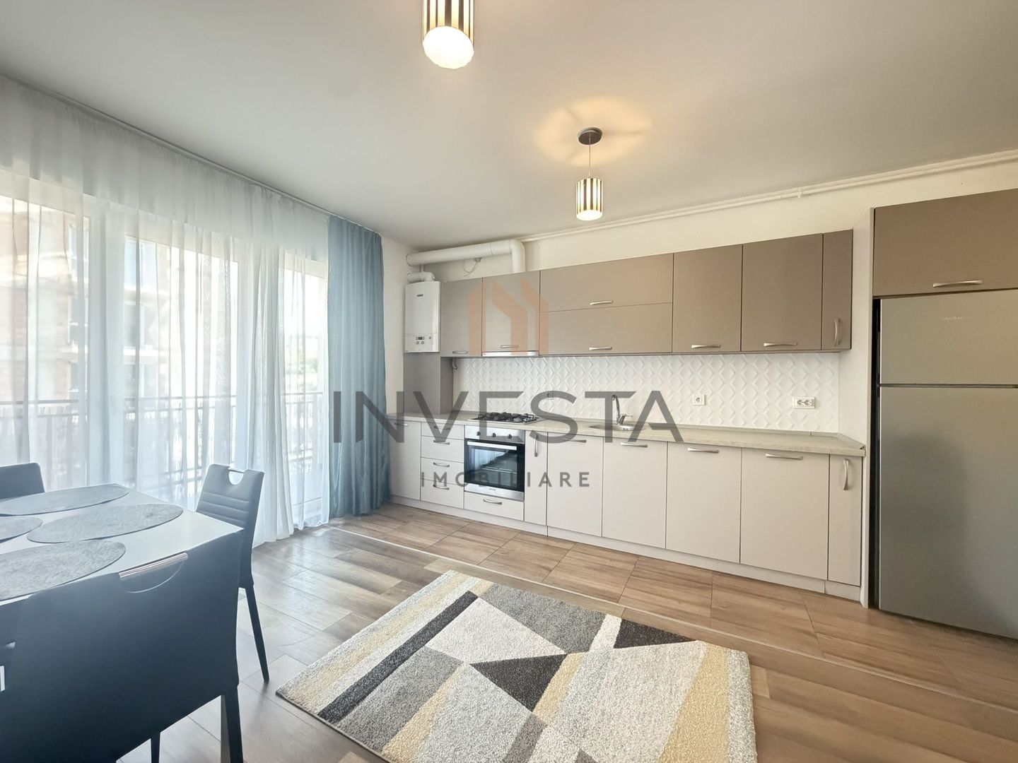 Apartament cu 2 camere de inchiriat cu parcare subterana, Europa - Poză 3
