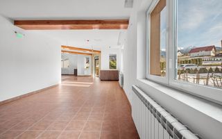 Pensiune 20 camere castelul Bran - Poză 6