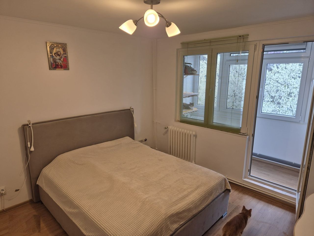 Apartament Luminos 4 camere cu Centrala si 2 locuri parcare. Izvorul Muresului. - Poză 3