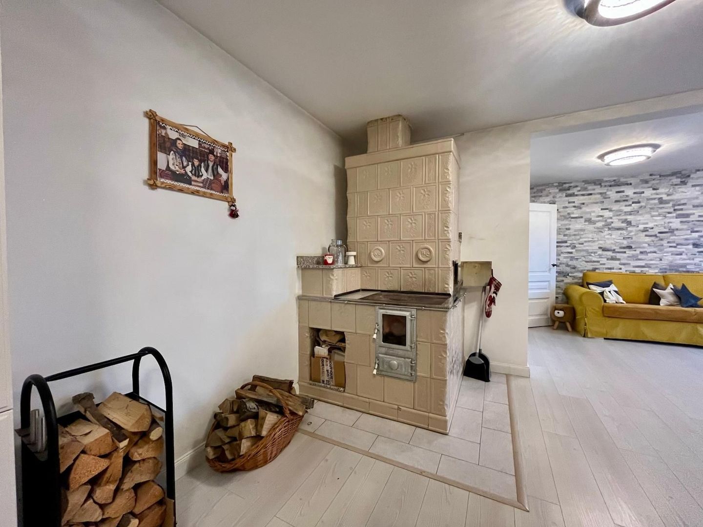 CASA COMPLET UTILATA SI MOBILATA MODERN CU GRADINA | 1100 MP |MARGINEA - Poză 31