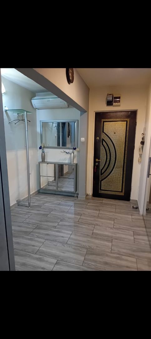 Spitalul Judetean | 3 Camere | Renovat-Mobilat-Utilat | Gradina - Poză 12