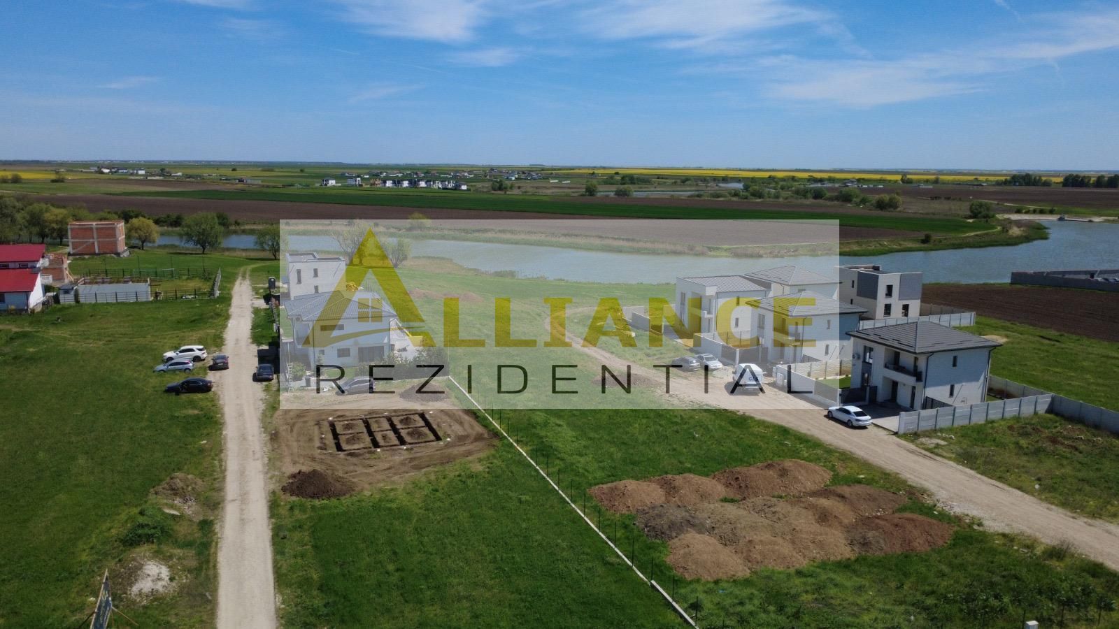 Vila Individuala cu vedere la lac ||5 Camere 3 Bai || Teren 431 mp || - Poză 2