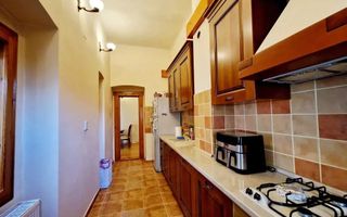 Sinaia | 3 Camere | Cladire Istorica situata pe Malul Begai. - Poză 8