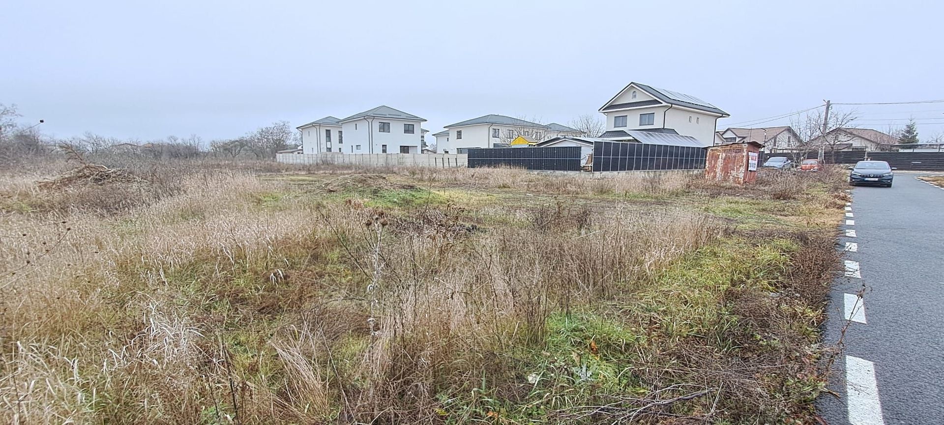 Dragomiresti Deal, utilitati la teren, asfalt, stb,pretabil investitie - Poză 2