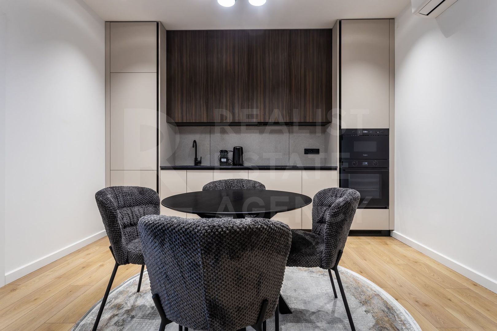 Chirie apartament, 2 camere, str. Mitropolit Varlaam, Centru - Poză 2