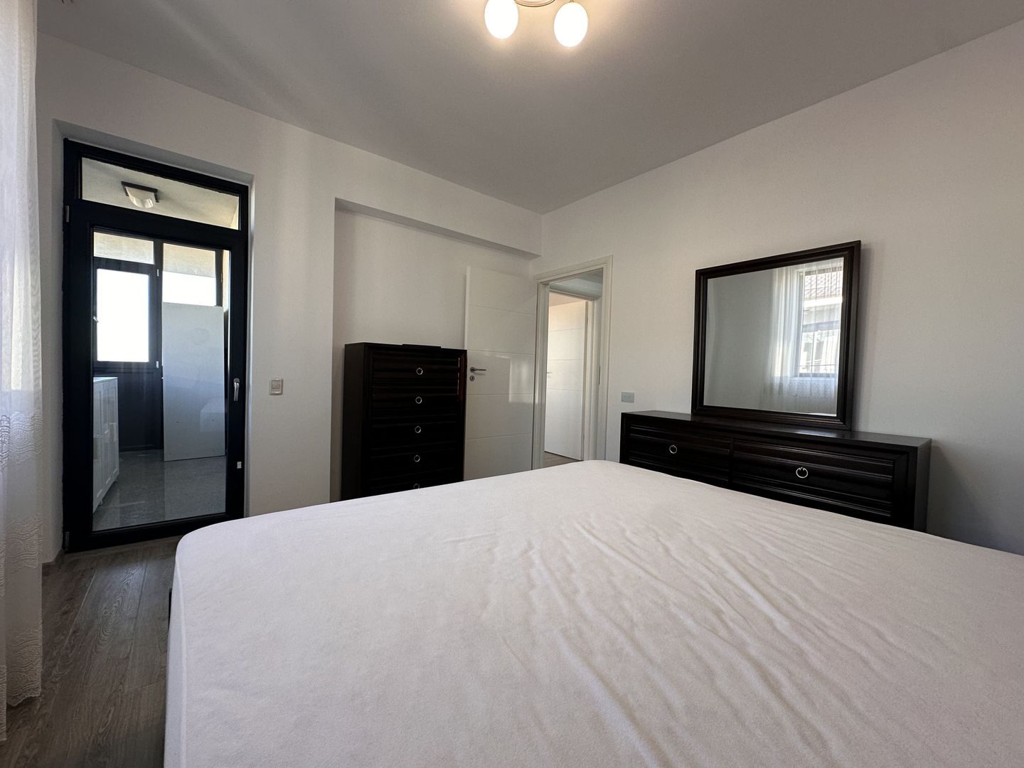 DOBROESTI - Fundeni | Chirie 3 Camere + Parcare + Boxa - Poză 13