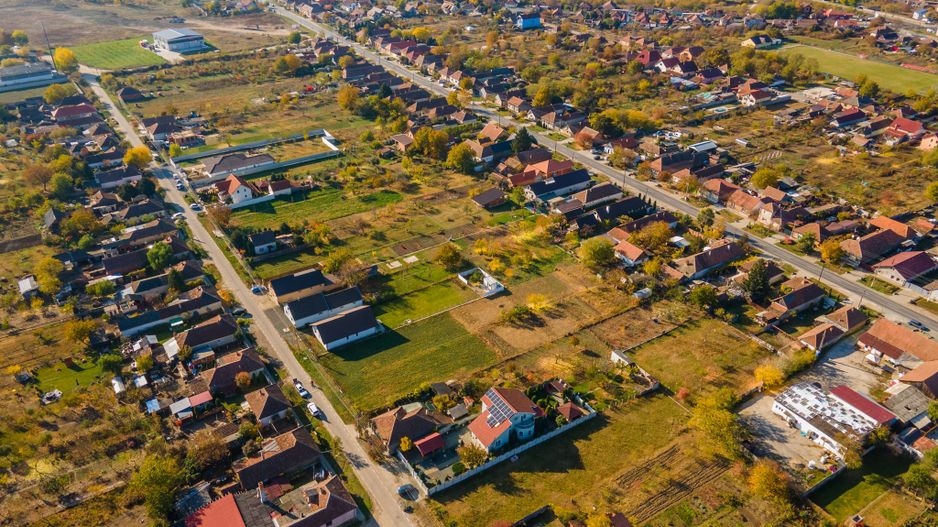 Teren de vânzare în Zimandul Nou, suprafață 2000 mp - Poză 6