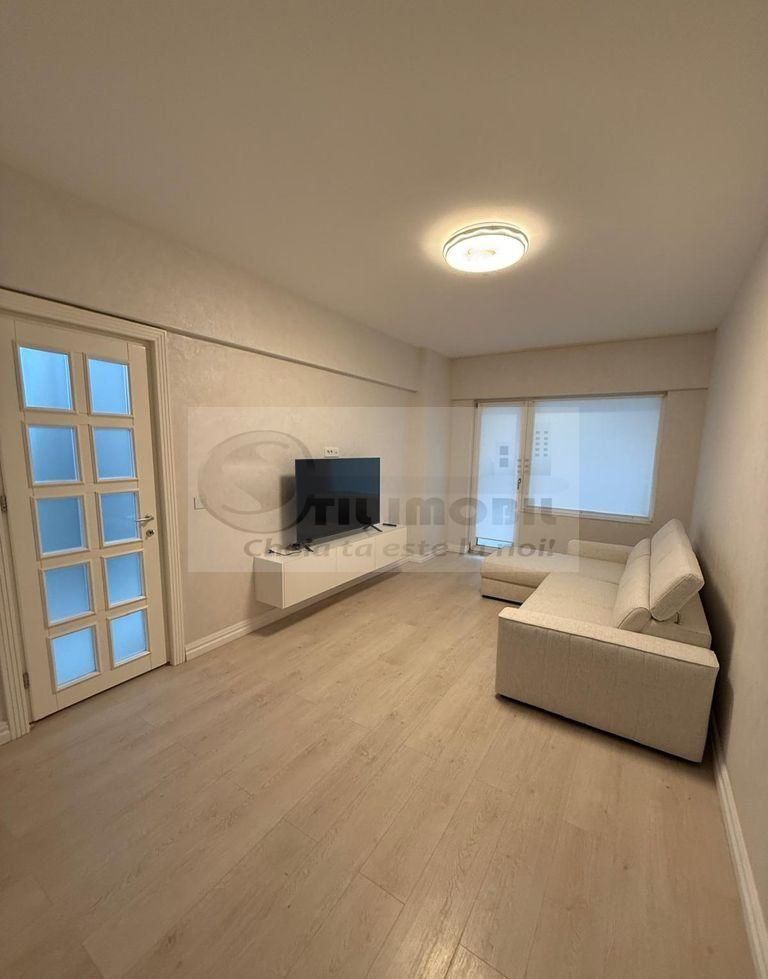 Apartament modern cu 2 camere - Royal Town, Copou - 599€ - Poză 3