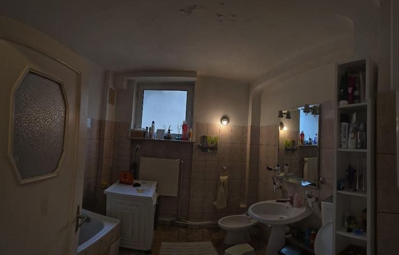 Apartament 5 camere, garaj, 2 boxe subsol, 4/6, bloc interbelic . - Poză 8