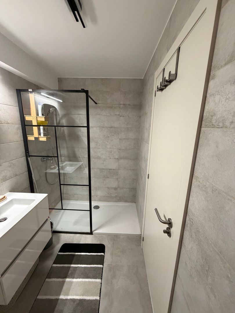 APARTAMENT NOU PARCARE SUBTERANA ZONA GHENCEA - Poză 7