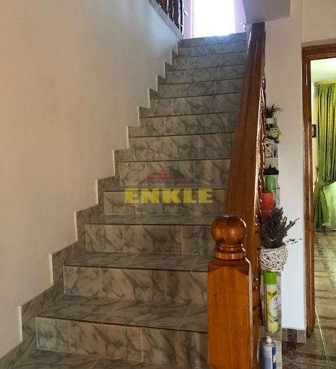 Casa cu etaj de vanzare, zona Manastirea Popauti - Poză 3