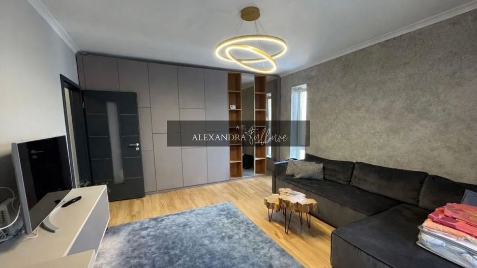 Apartament decomandat l la cheie | 2 camere | parcare l A. Muresanu - Poză 2
