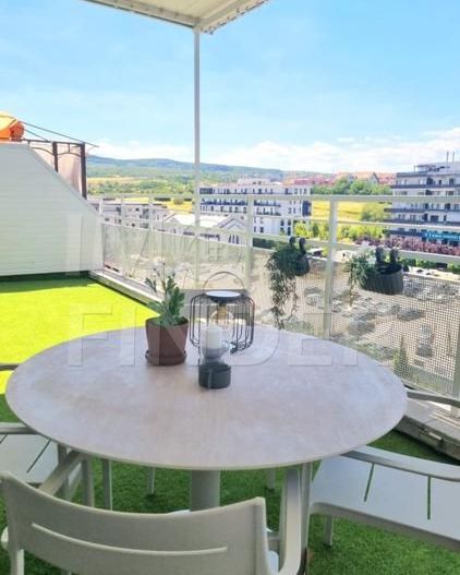Penthouse pe 2 nivele, 5 camere, 160 mp,3 bai, 75 mp terase cu panorama superba! - Poză 6