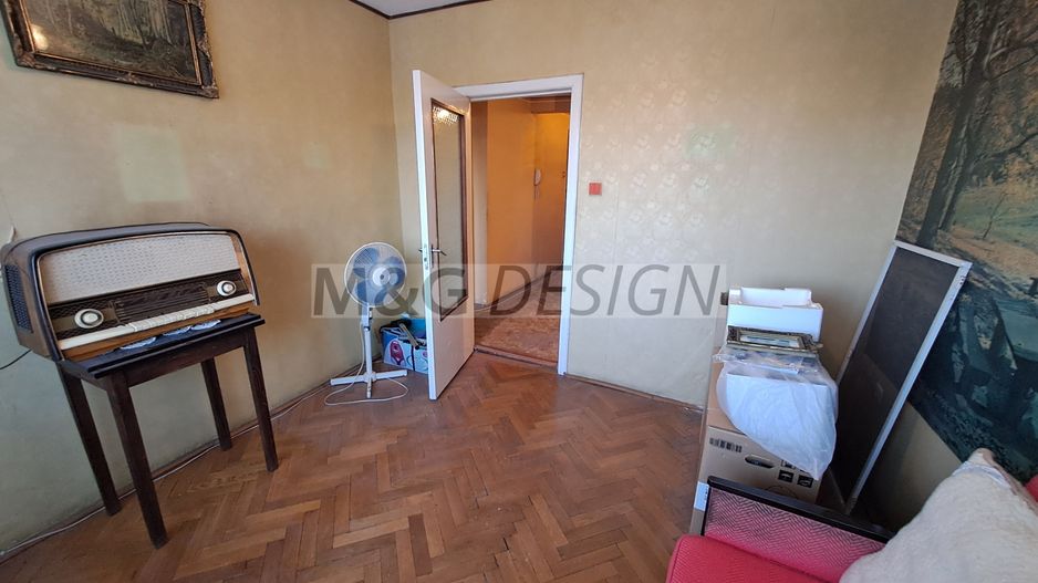 Etaj 2, Spitalul Judetean -Casa Tineretului 3 camere - Poză 5