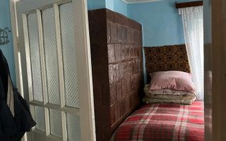 De vânzare casă bătrânească cu anexă in Oneaga - Poză 5