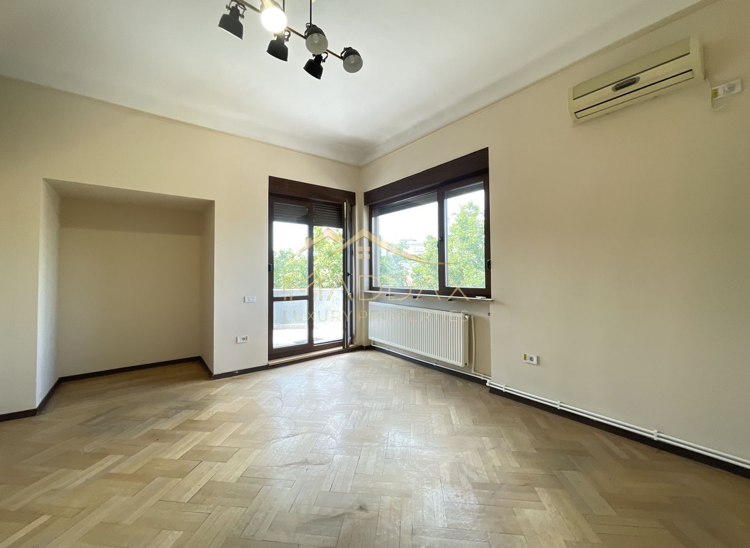 Resedinta interbelica premium **5 camere**252 MP***//Lascar Catargiu - Poză 25