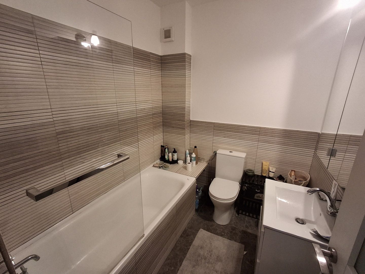 De vanzare apartament cu gradina - Poză 4