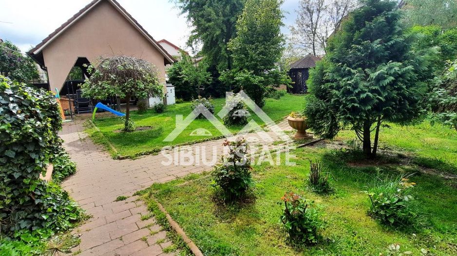 Casa Sibiu central, teren 1000 - Poză 4