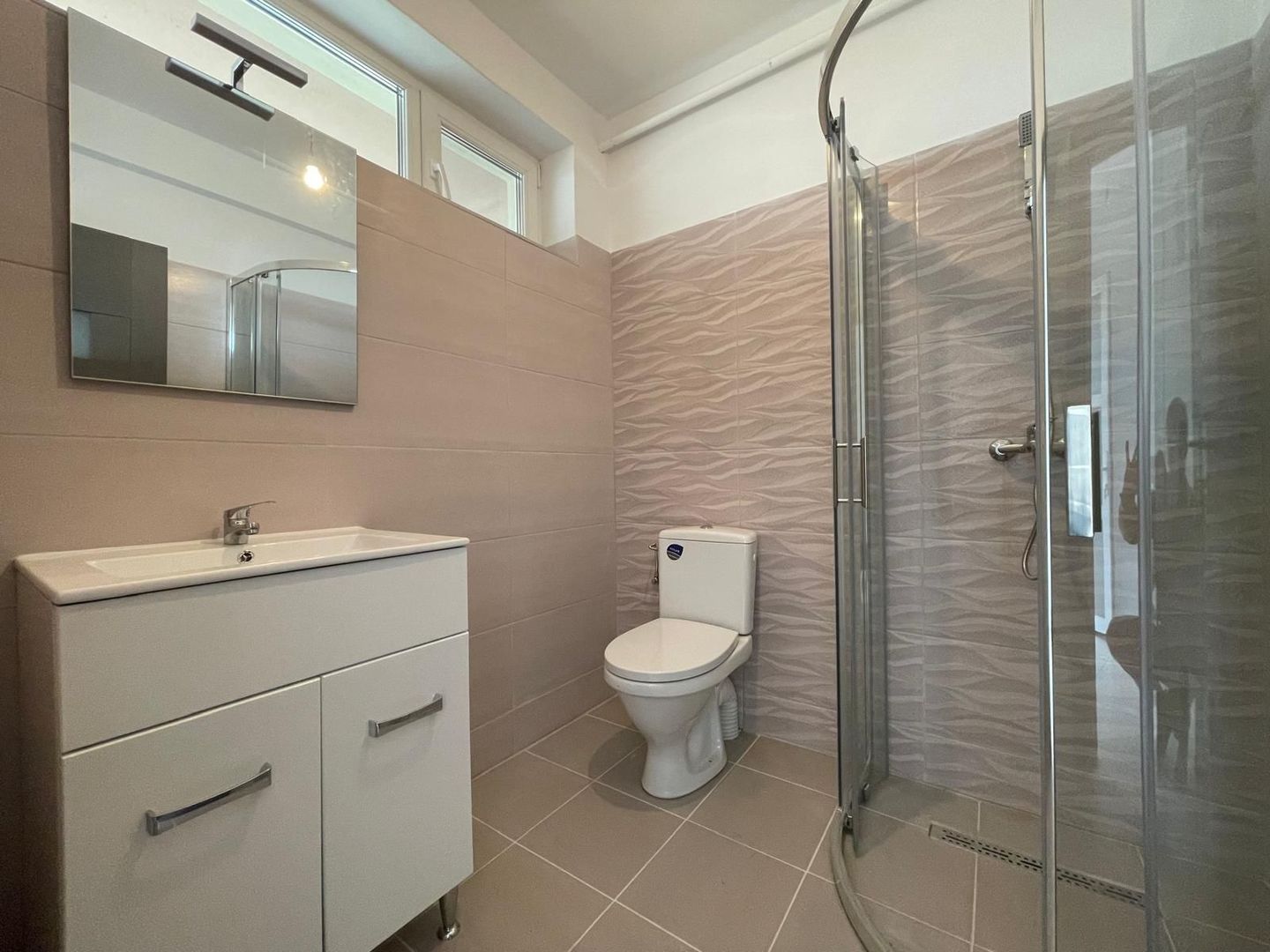 Duplex 4 camere - toate utilitatile - Mosnita Noua - Poză 4