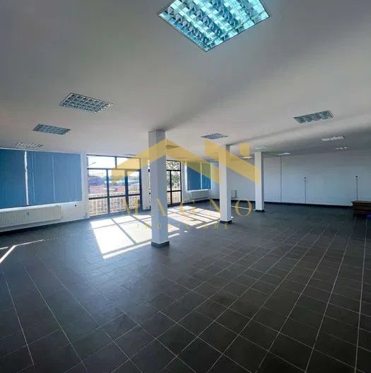 Spatiu comercial/birouri/cabinet - Poză 3