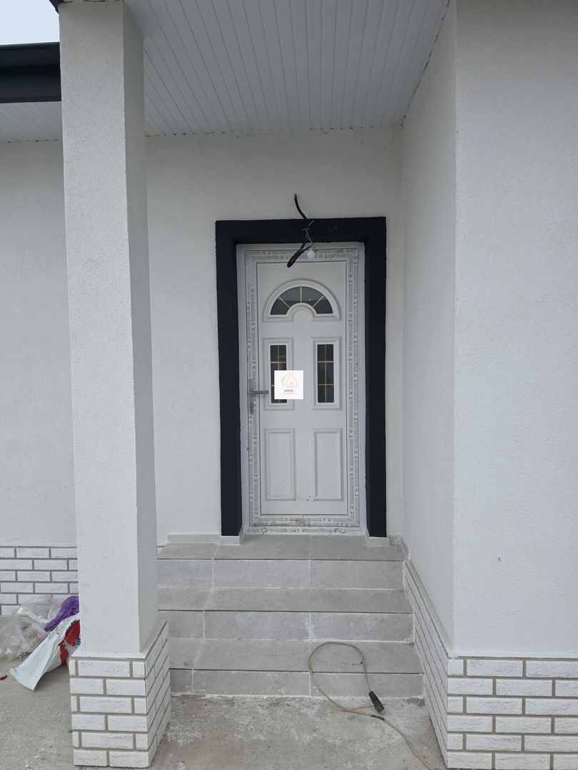 Casa 4 camere Crevedia - Poză 30