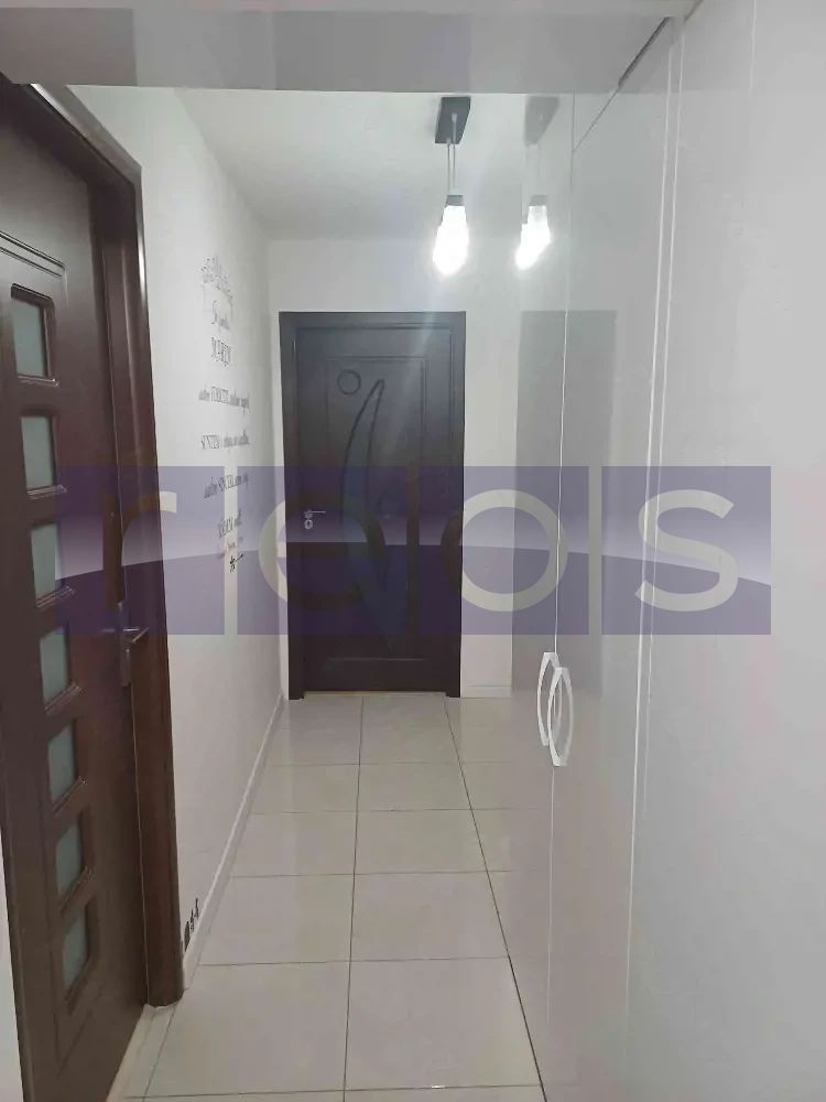 VANZARE 3 CAMERE | LUMINOS | OTOPENI CENTRAL | PARCARE INCLUSA - Poză 5