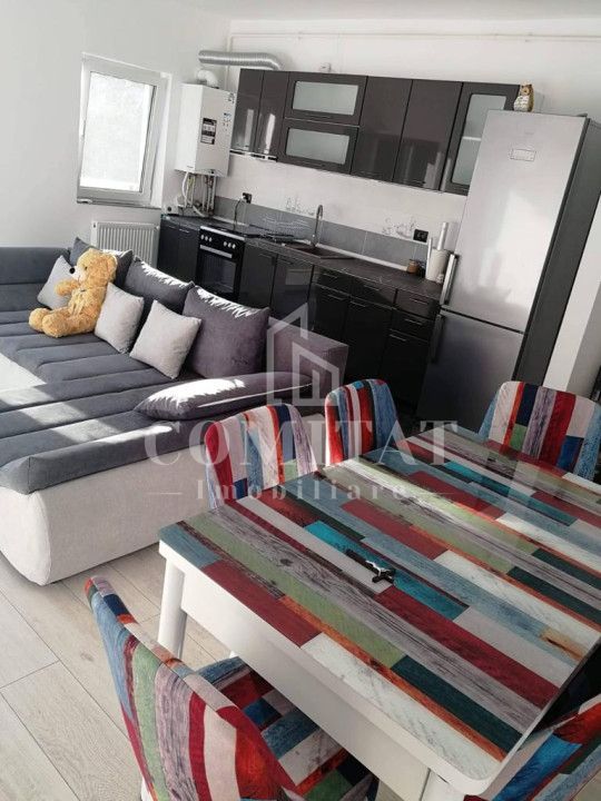 Apartament 2 camere | ultimul nivel  | Zona strazii Teilor - Poză 2