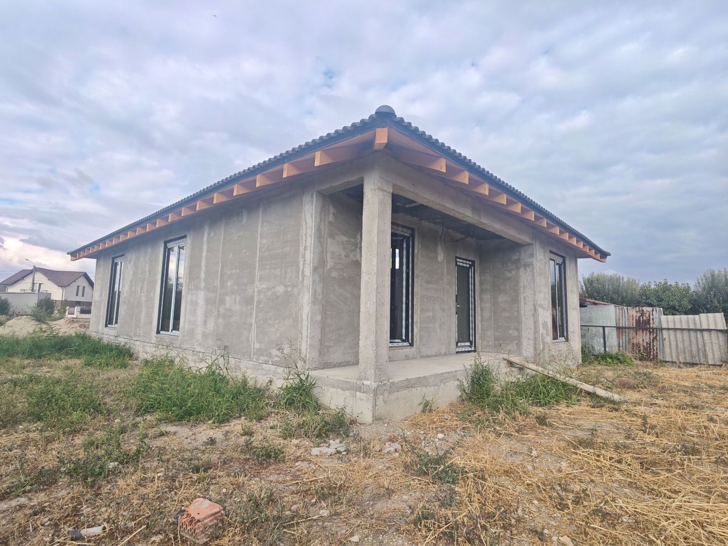 Casă Individuală Sacalaz,Parter,4 Camere,2Bai,Teren Generos ,Toate Utilitățile - Poză 4