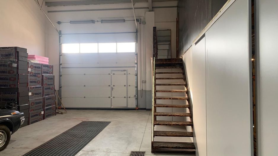 SPATIU DE INCHIRIAT IN MARGINEA - Poză 4