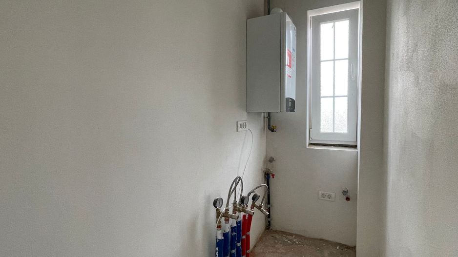 Duplex desparțit - 5 camere și 3 băi- Moșnița Nouă - Poză 16