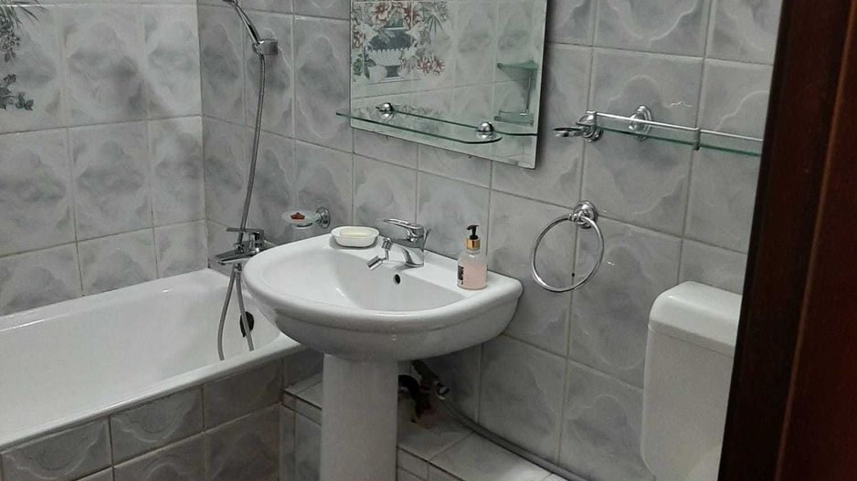 Apartament 2 camere decomandat, etaj 1, mobilat modern, Decebal - Poză 4
